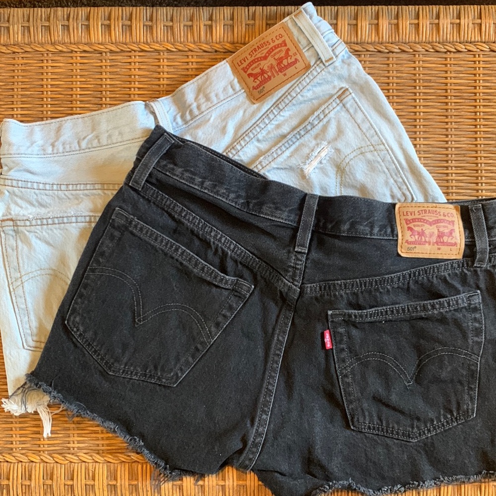 2 Pairs of Levi’s Buttonfly 501 Cut Off Shorts Size 28! GUC! Black & Light Blue